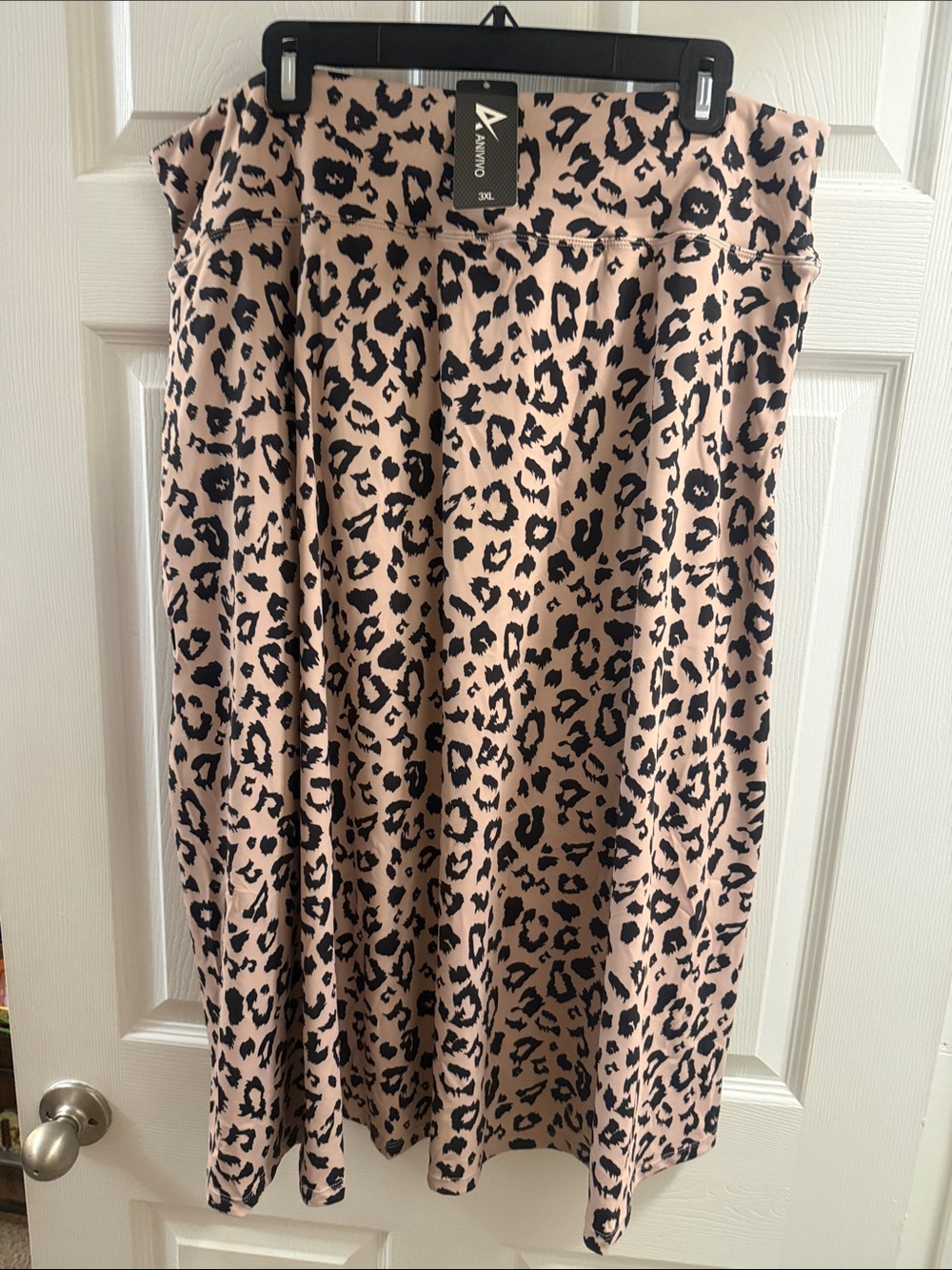 Vivo Blush and Black Leopard Midi Skort